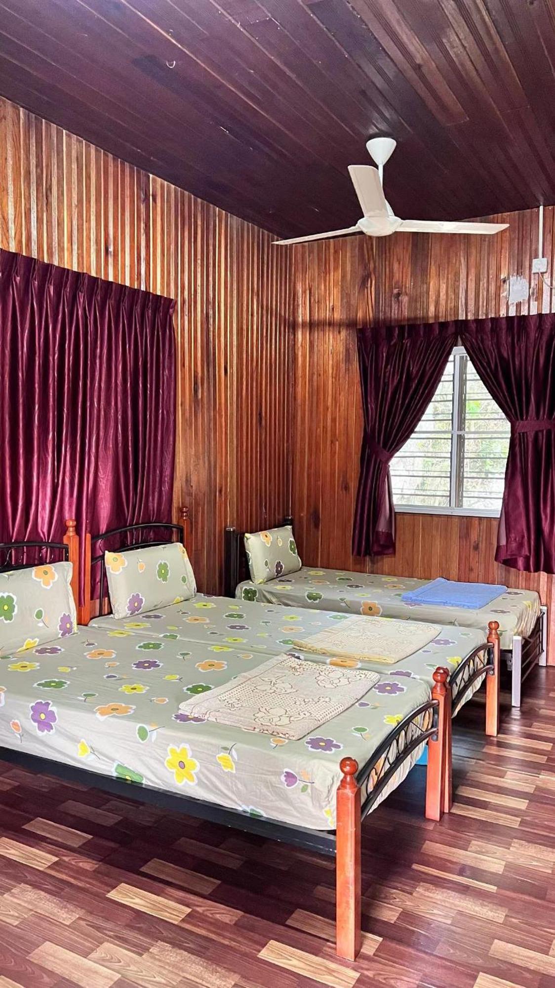 Country House Pulai Holiday Village Gua Musang Kültér fotó