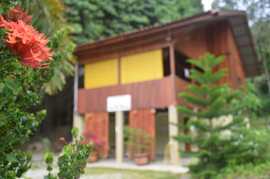 Country House Pulai Holiday Village Gua Musang Kültér fotó
