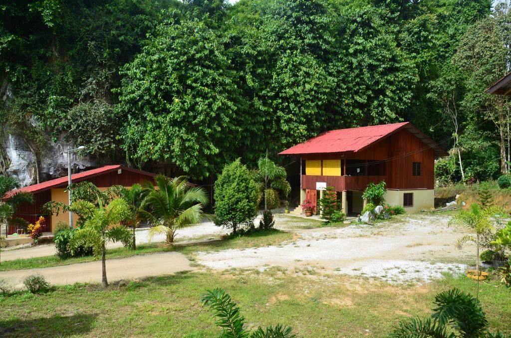 Country House Pulai Holiday Village Gua Musang Kültér fotó